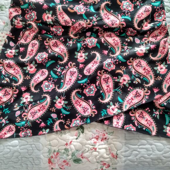 Nwt, lands end flutter swim top - Picture 2 of 9